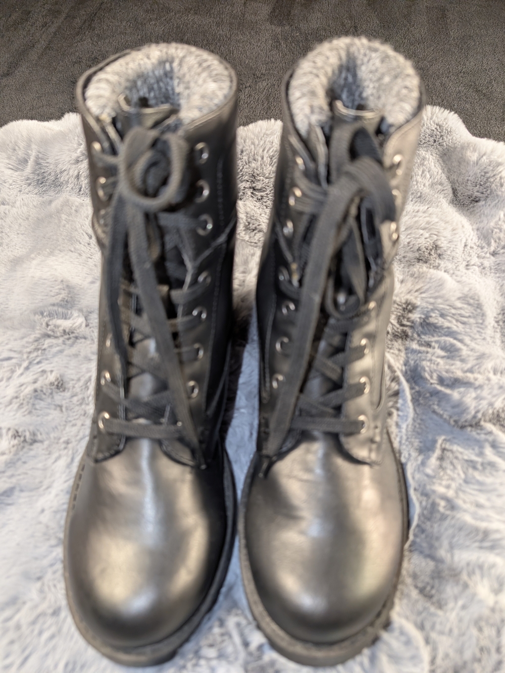 MIA NWOT Women's Black Lace-Up Winter Boots - Sweater Like Lining